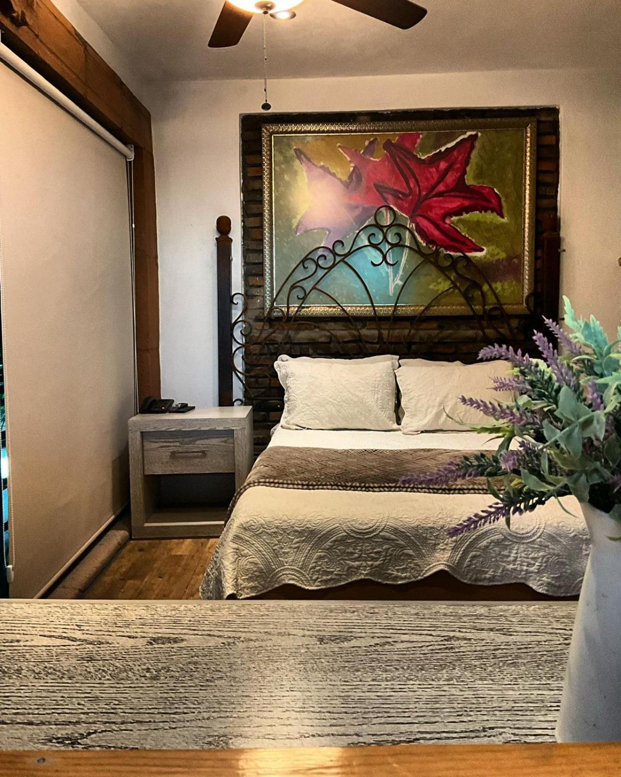 Casa Carmona 33 Hotel Queretaro Ngoại thất bức ảnh