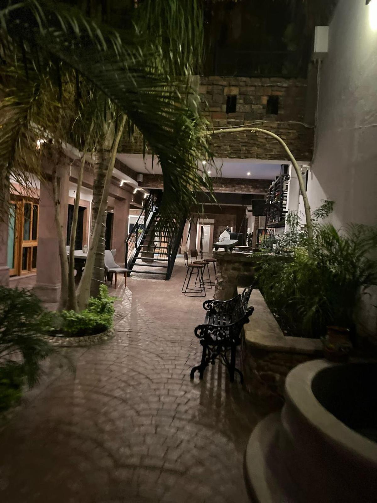 Casa Carmona 33 Hotel Queretaro Ngoại thất bức ảnh
