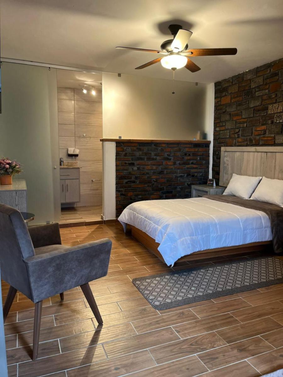 Casa Carmona 33 Hotel Queretaro Ngoại thất bức ảnh