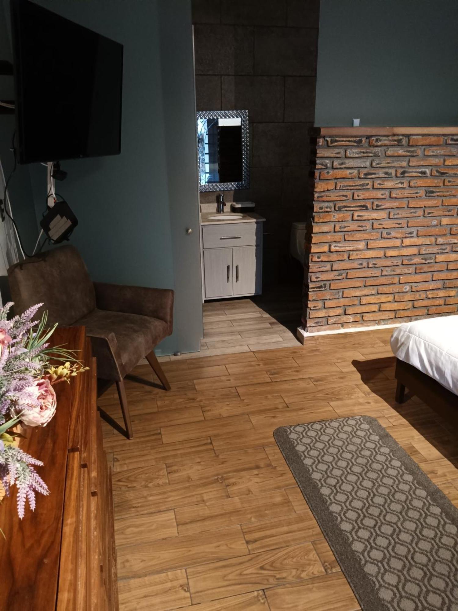 Casa Carmona 33 Hotel Queretaro Ngoại thất bức ảnh